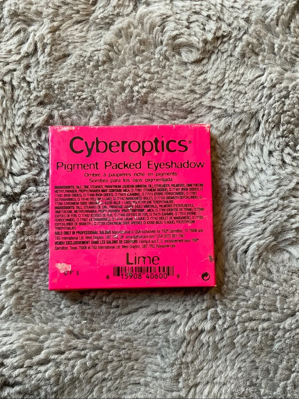 BedHead Cyberoptics Eyeshadow in Bright Lime
